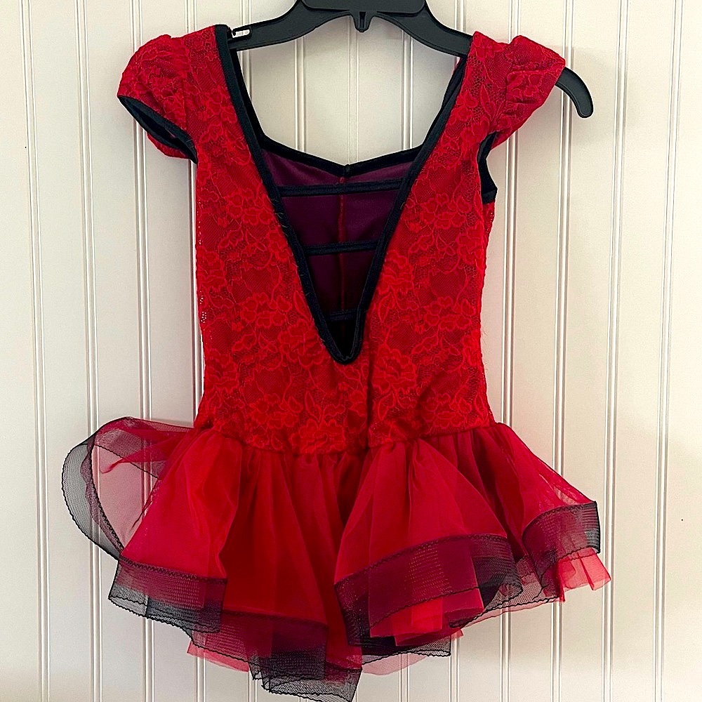 CURTAIN CALL COSTUME Keep the Music Playing Item# 0017